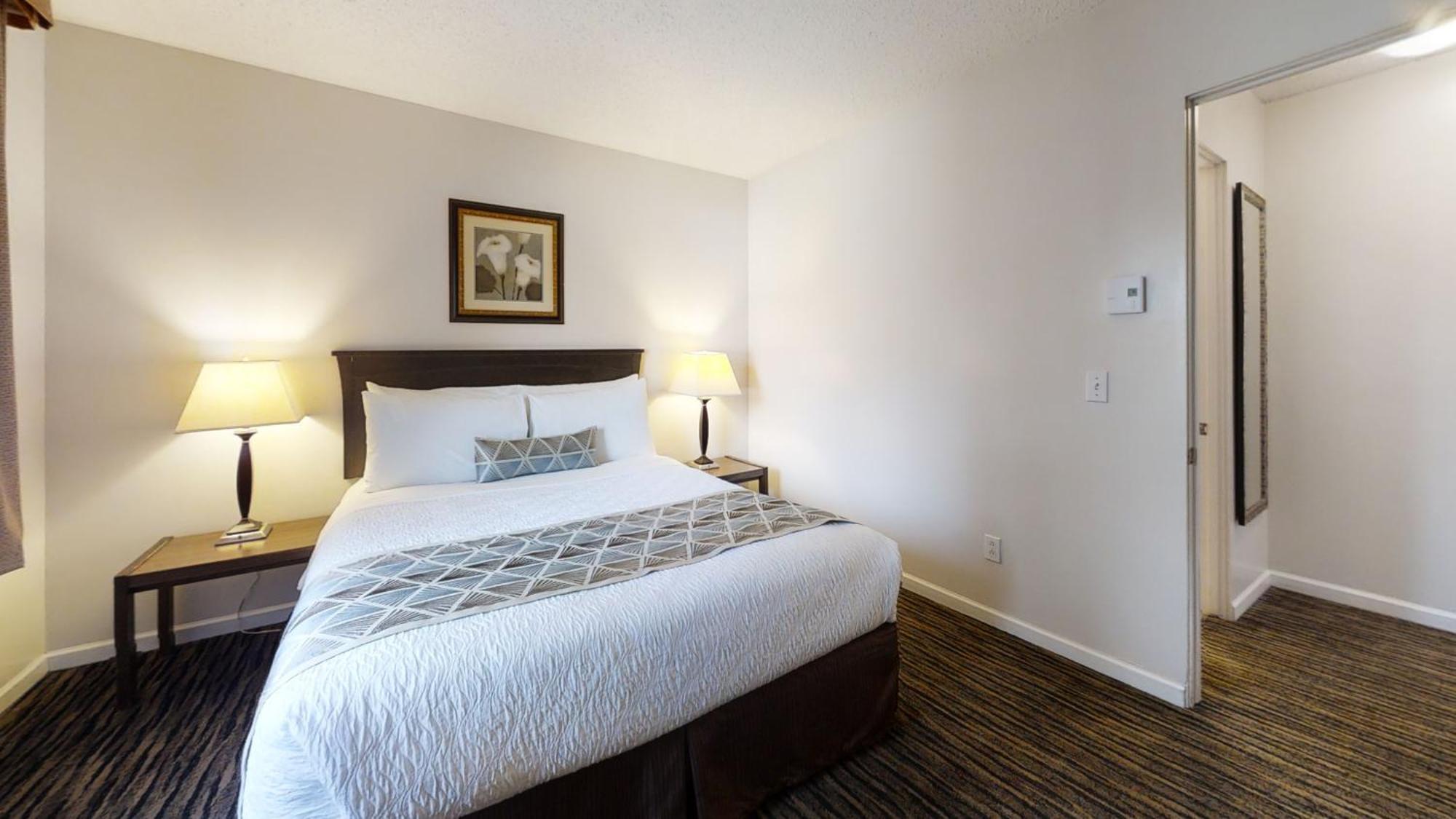 Recreation Inn And Suites كيلوانا المظهر الخارجي الصورة